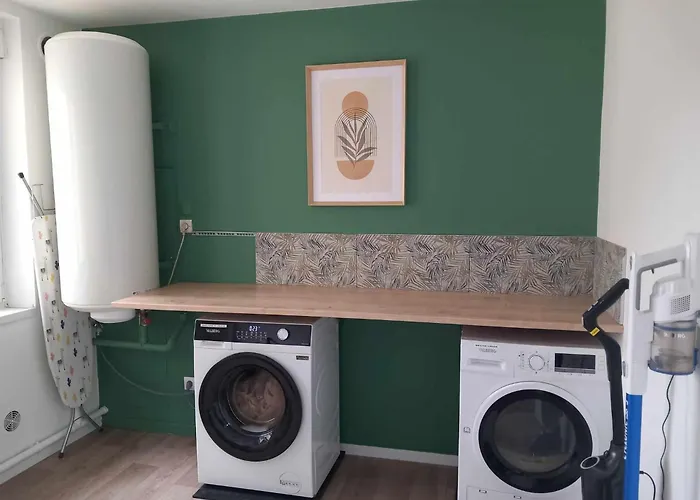 Sophie - 2 Sdb - Balcon - Wifi - Parking * Joeuf